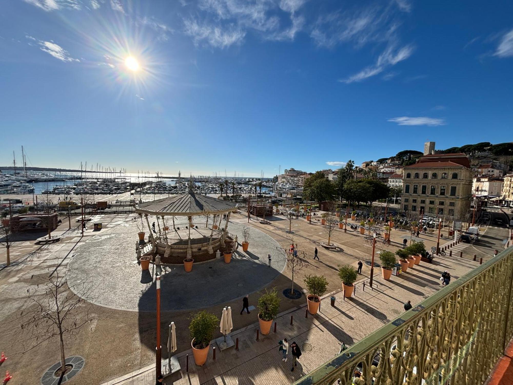Cannes : Agreable Et Lumineux Appartement Vue Mer Kültér fotó